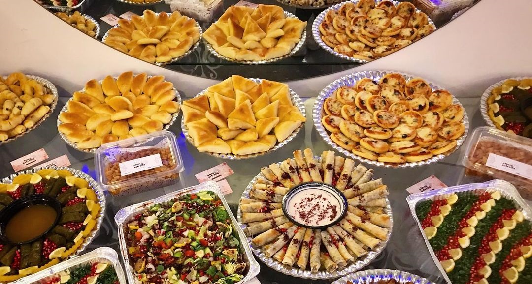 https://emenu.morjan.co/_menu//images/header-back.jpg